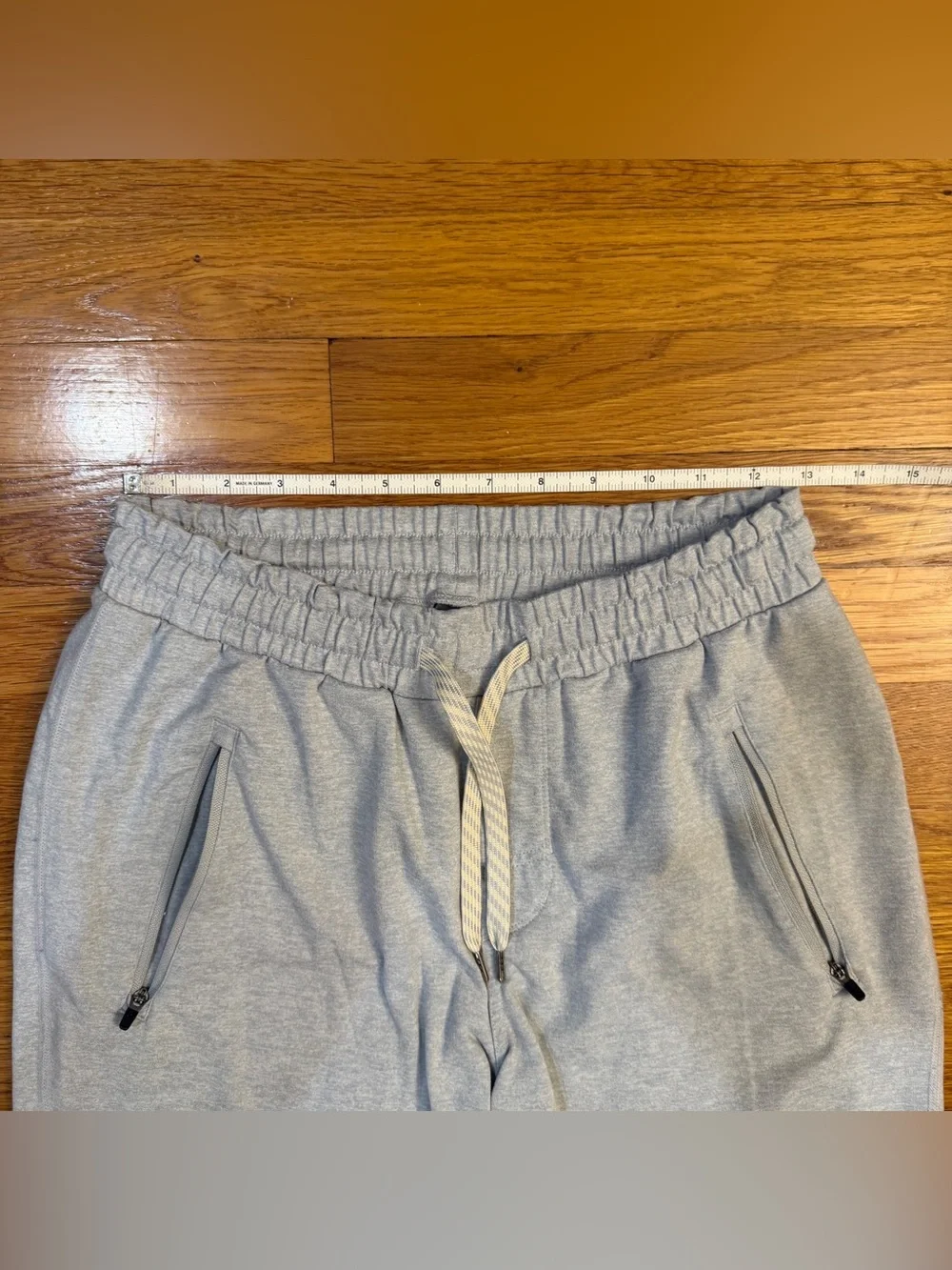 Vuori Ponto Performance Jogger in Platinum Heather (Light Gray) - Size Small
